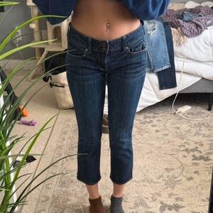 Cropped American Eagle low rise jeans